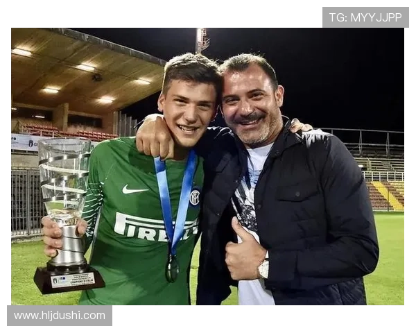 开拓者雪藏引发球迷季票退订潮